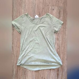 100% cotton flowy loose tshirt natural fibers